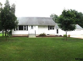 1383 Brickcrafters Rd, New Oxford, PA 17350