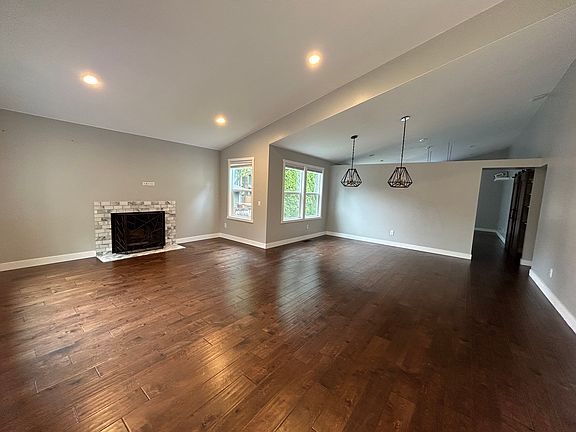2nd image of 13004 NE 103rd Pl