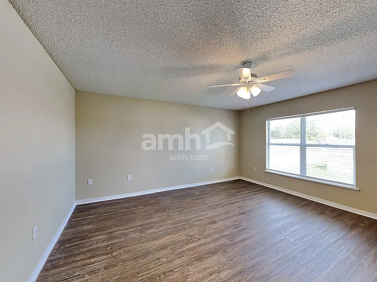3941 Warbler Dr — Photo 13