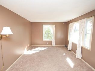 611 Needmore Rd, Clarksville, TN 37040