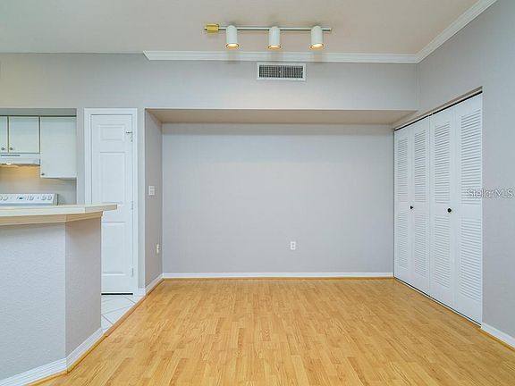 5th image of 10530 White Lake Ct