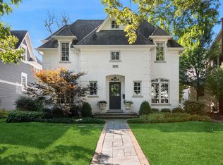 1317 Maple Ave, Wilmette, IL 60091