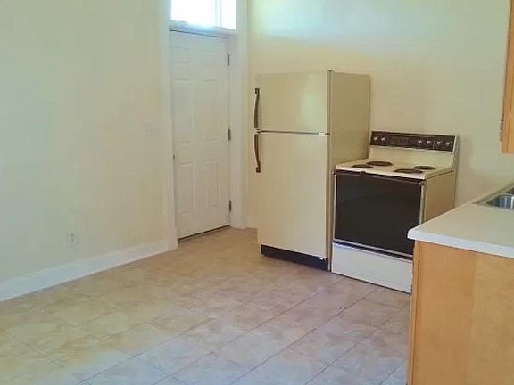 4th image of 3418-3420 Miami St #3418-1F