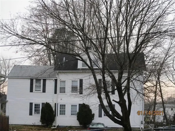43 Phenix Ave, West Warwick, RI 02893
