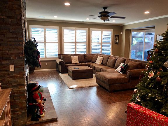 5th image of 2339 Parkwoods Way