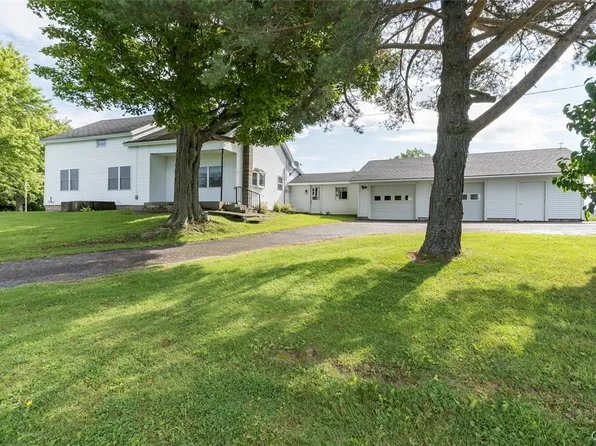 17590 Jacobs Rd, Watertown, NY 13601