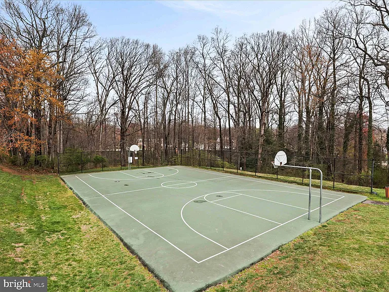 3946 Valley Ridge Dr — Photo 47