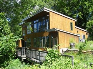 3971 Forshaug Rd, Black Earth, WI 53515