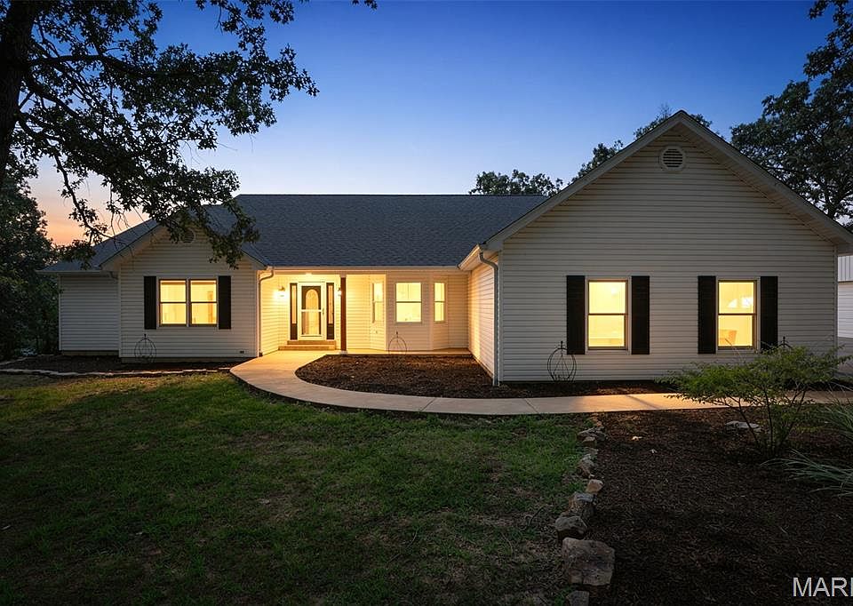 1st image of 13 Southwoods Dr