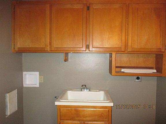 4th image of 186 Claremont Dr