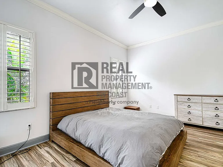27020 Adriana Cir #201 — Photo 17