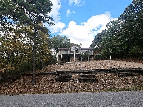 3rd image of 65 Overton Dr