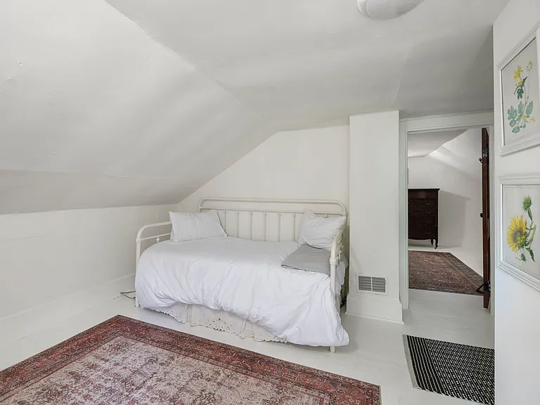 1420 Randolph St — Photo 19