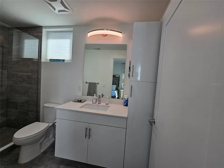1709 N Tamiami Trl #201 — Photo 11