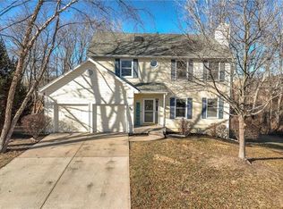 15430 Glenwood Ave, Overland Park, KS 66223