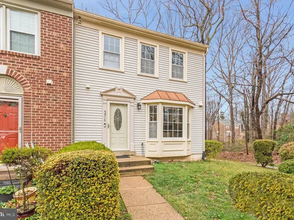 5506 Ridgeton Hill Ct, Fairfax, VA 22032