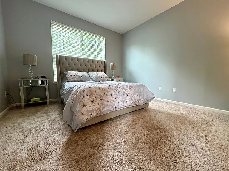 173 Providence Ln — Photo 31