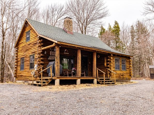 116 Skyline Trl, Middlefield, MA 01243