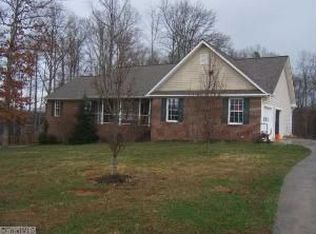 194 Dublin Rd, Advance, NC 27006