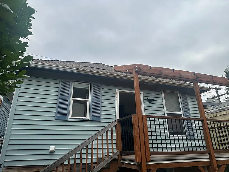 2117 E Union St — Photo 15