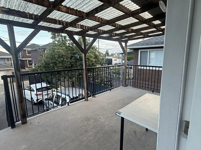 768 E 57th Ave — Photo 15