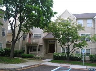 5 Balsam Ct #19, Clifton, NJ 07011