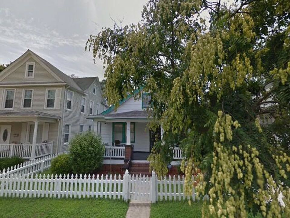 1st image of 315 Hardy Ave