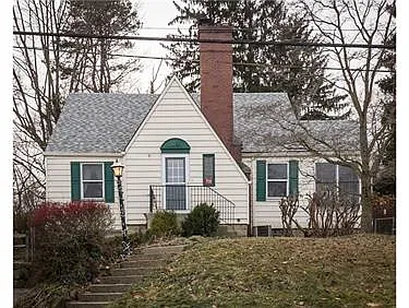 720 Walnut St photo 1