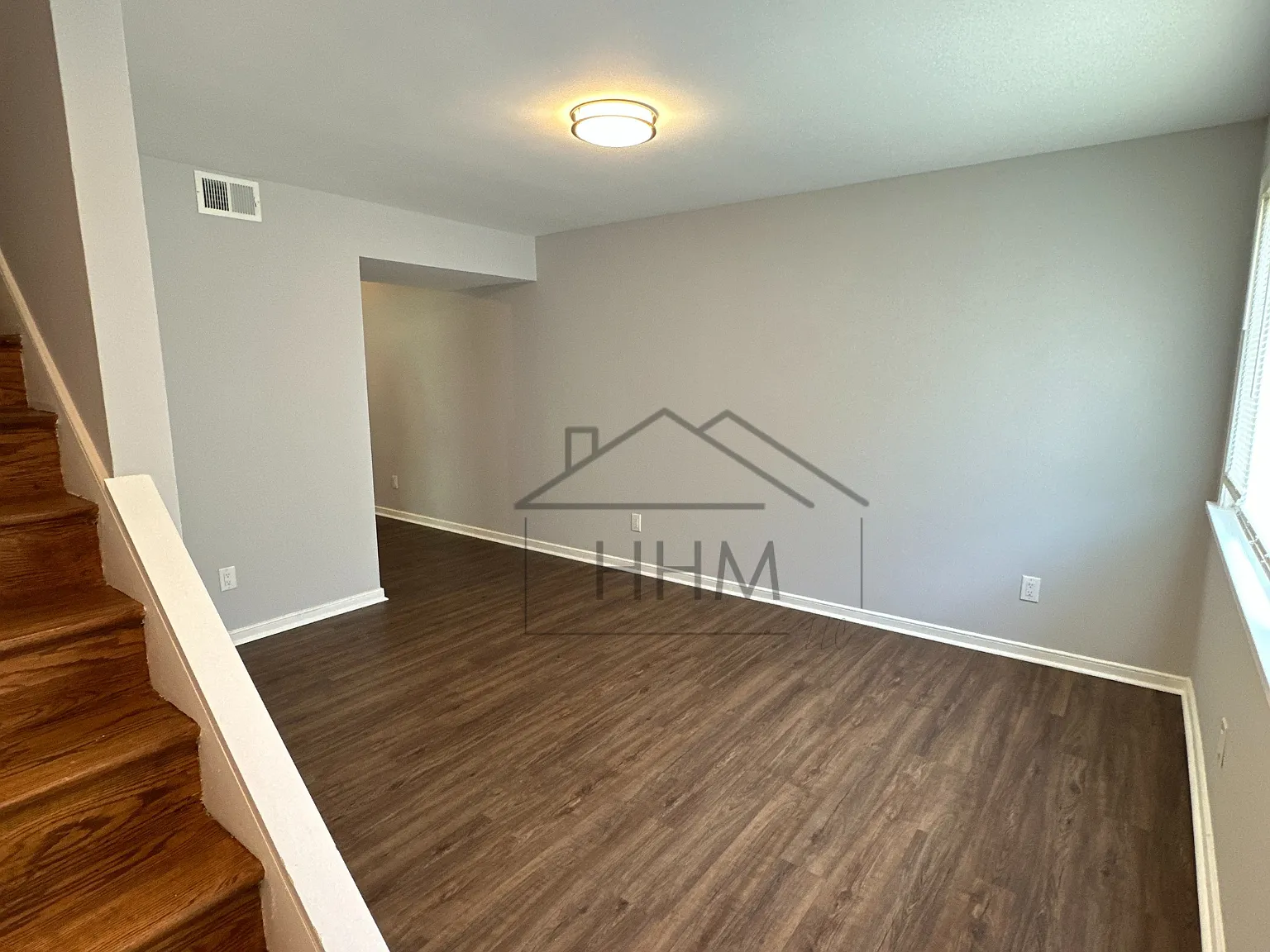 3 bed, 1125 sqft, $1,850 — Photo 4