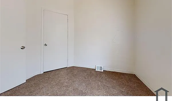 5427 Delancey St — Photo 15