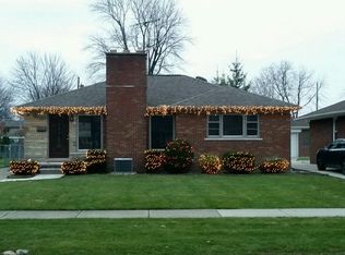 23406 Brookdale Blvd, Saint Clair Shores, MI 48082