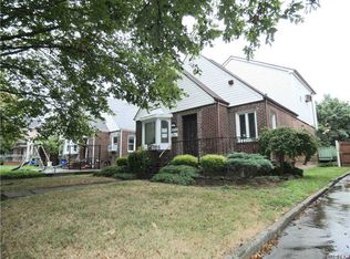 147-08 69th Rd, Flushing, NY 11367