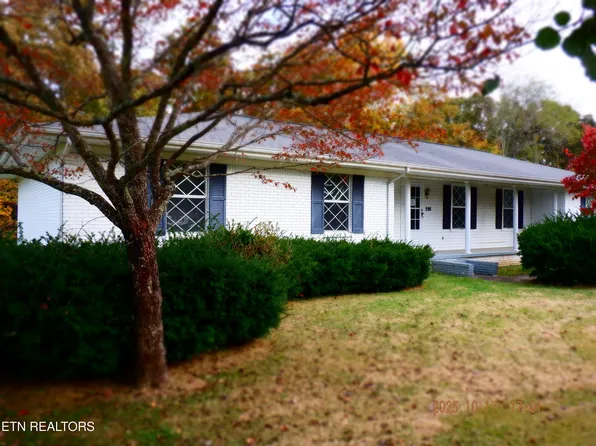 298 Pine Grove Rd, Crossville, TN 38571