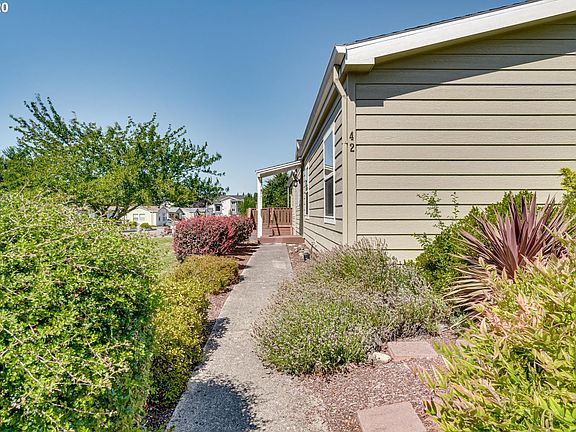 4th image of 1805 NE 94th St