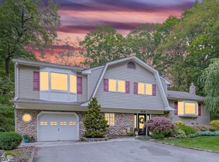 10 Joseph Ln, Ringwood, NJ