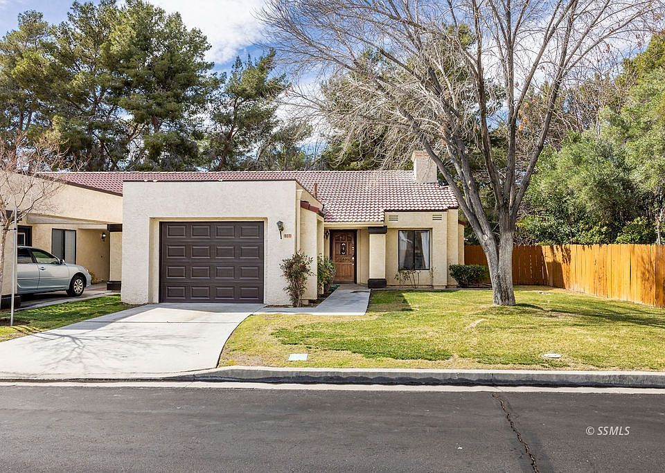 1st image of 937 Monterey Dr