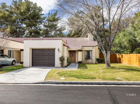 937 Monterey Dr, Ridgecrest, CA 93555