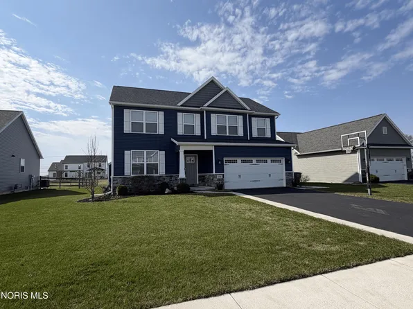 194 Valley Hall Dr, Perrysburg, OH 43551