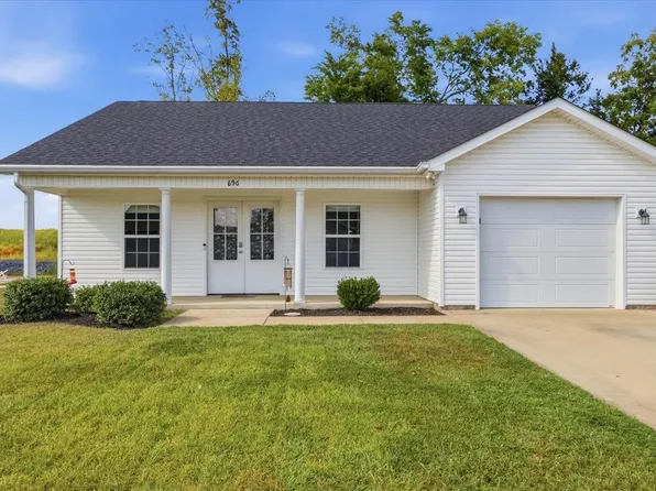 696 Cherry Blossom Rd, Bowling Green, KY 42103