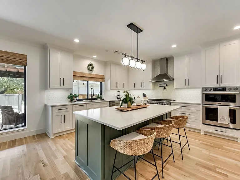2216 Ridgecrest Trl — Photo 20