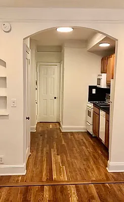 Rented by Compass | media 10