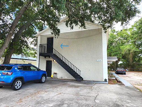 2118 W Comanche Ave #C Photo 1