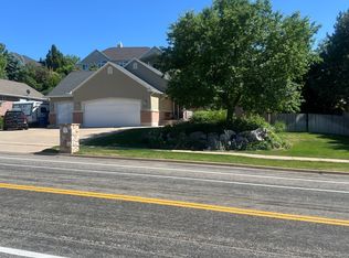 1909 Shadow Valley Dr, Ogden, UT 84403