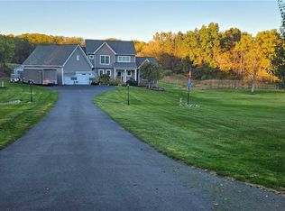 7340 Dryer Rd, Victor, NY