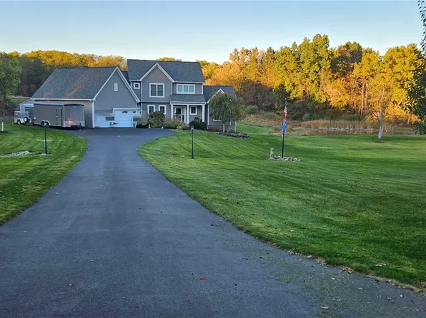 7340 Dryer Rd, Victor, NY 14564