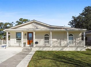 3821 Haring Rd, Metairie, LA 70006