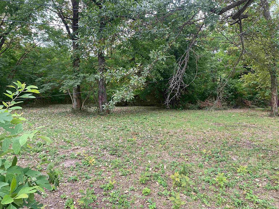 1st image of 1931 E Diamond Ave