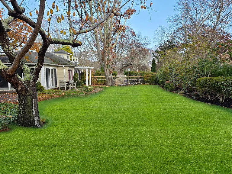 641 Montauk Hwy — Photo 21