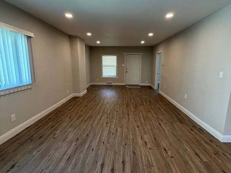 3526 Evergreen Ave — Photo 7