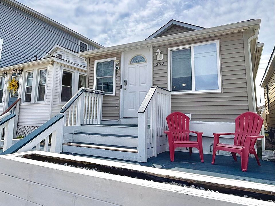 1st image of 257 Sheridan Avenue